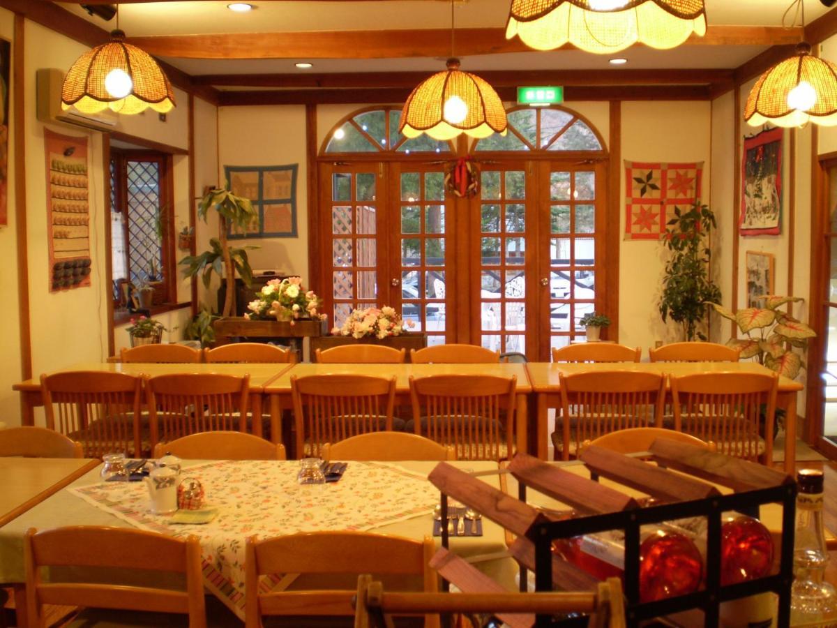 Bed and Breakfast ペンション ちゃうちゃう Hakuba Zewnętrze zdjęcie