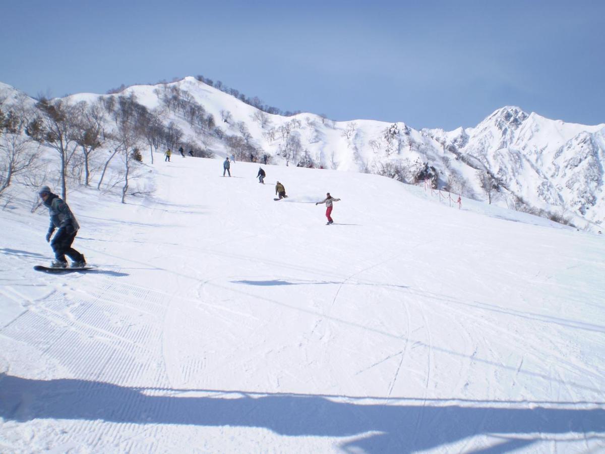Bed and Breakfast ペンション ちゃうちゃう Hakuba Zewnętrze zdjęcie