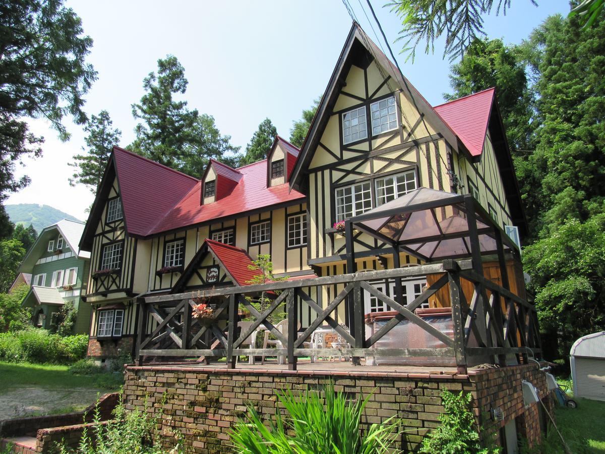 Bed and Breakfast ペンション ちゃうちゃう Hakuba Zewnętrze zdjęcie